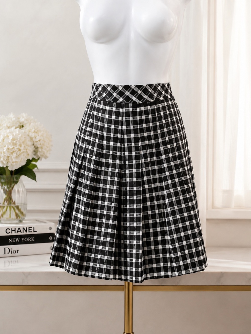 Divided H&M Pleated A-Line Skirt Black White Check‎ Plaid